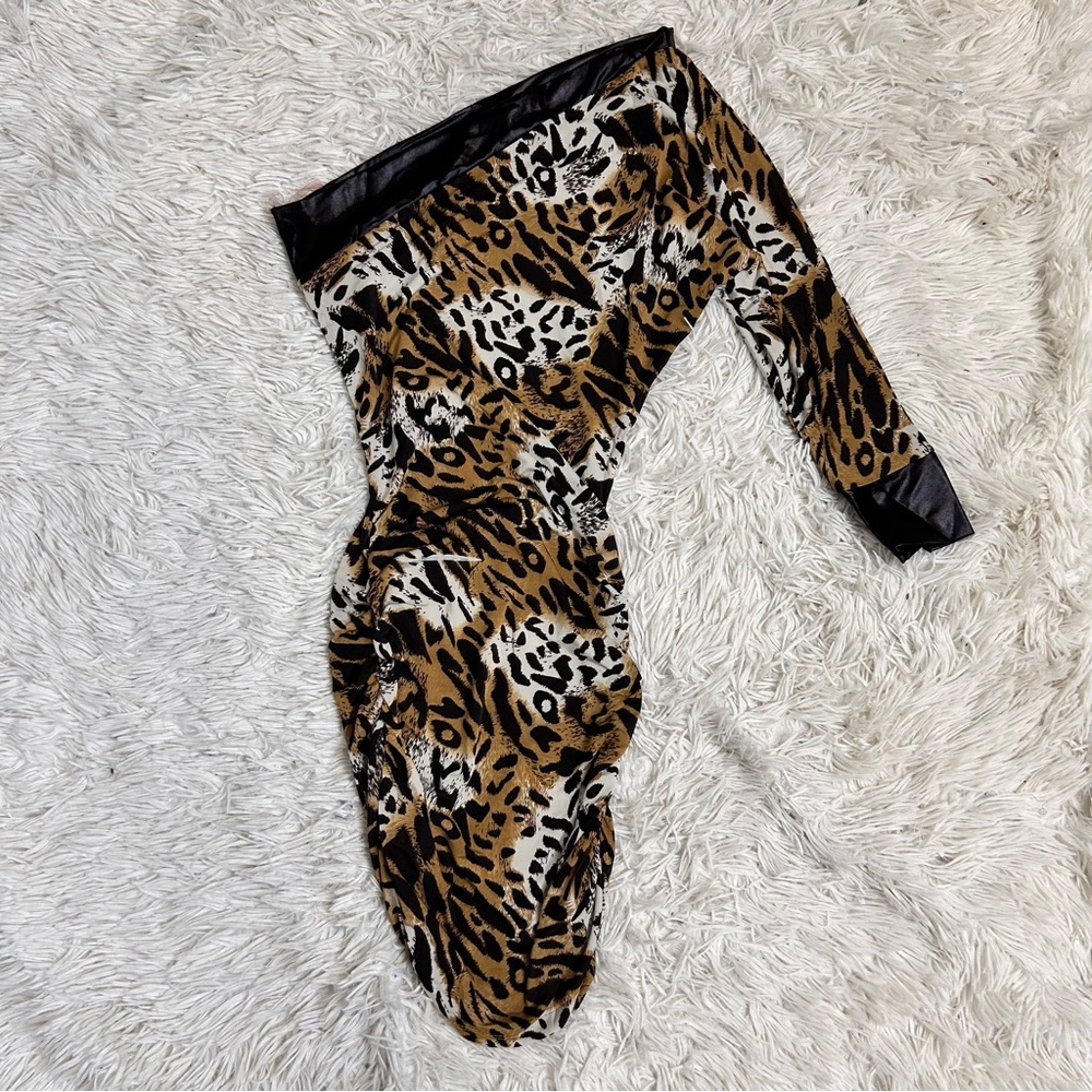 ◾️Y2K Vintage 3R Streetwear Leopard Print One Shoulder Dress With Side R…